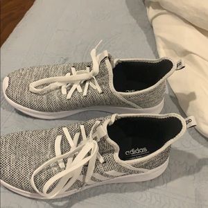 Adidas Women’s Tennis Shoes 9.5